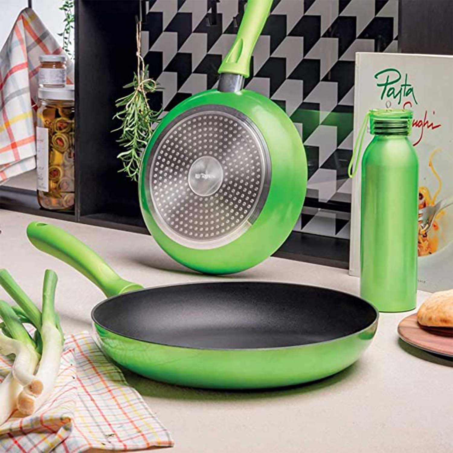 Tognana Grancuci Shiny Green 2 Pans Set, 24 28 Cm Diameter