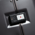 عربة بيجو فوياجيز ترافل 73 سم صلبة بأربع عجلات مزدوجة لتسجيل الوصول وصندوق الأمتعة 